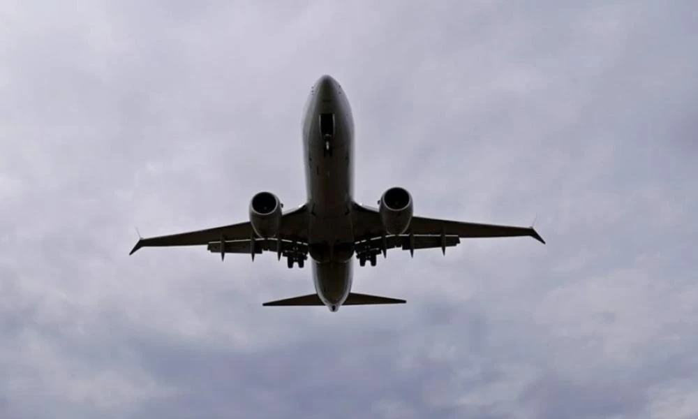 Συντριβή αεροσκάφους στην Καλιφόρνια: Σπίτια τυλίχτηκαν στις φλόγες-Τουλάχιστον δύο τραυματίες
